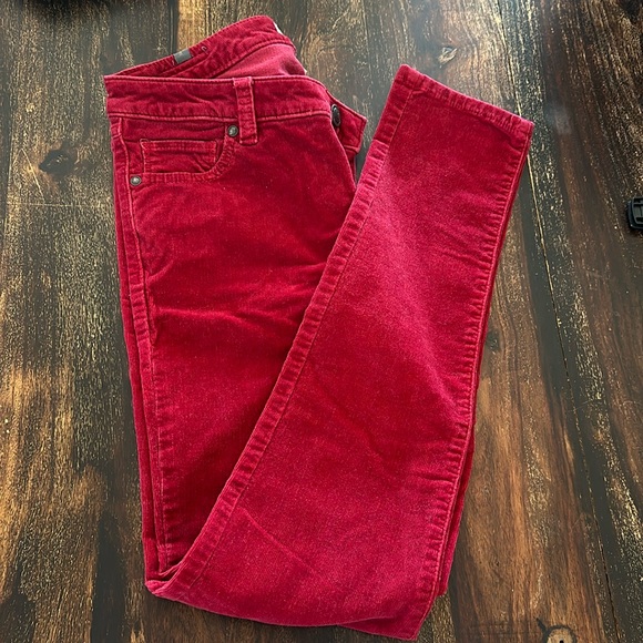 NWOT Beautiful red Lauren Conrad corduroy skinny’s! ✨ - Picture 1 of 4